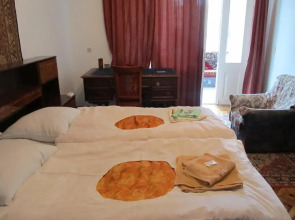 Хостел Artush & Raisa B&B