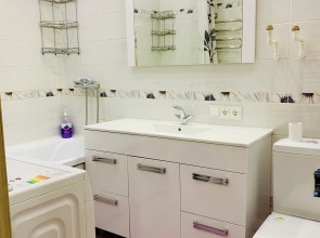 Просторная 3-квартира в центре города рядом ДКШ ЛПУ Газпром