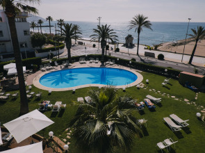 Отель Subur Maritim