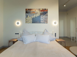 Апартаменты на ул. Сторожевой Башни "Закат"