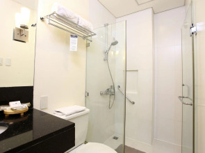Отель City Garden Suites Manila