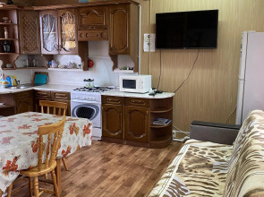 Гостевой дом Уютный домик для семейного отдыха