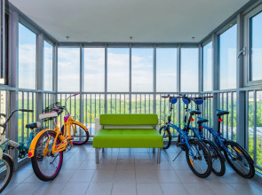 Апартаменты с видом на Останкино Wood&black