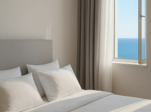 Отель Манон