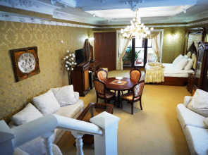 Отель Александр