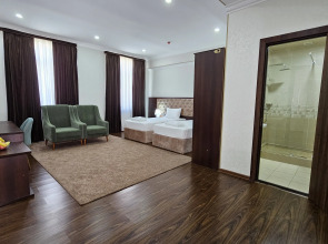 Отель Grand Turon Plaza