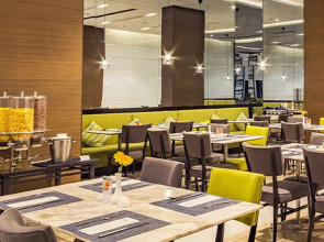 Отель Belmont Hotel Manila