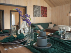 Частный дом Барнхауз у озера