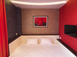 Апартаменты двухкомнатные с джакузи на Горького 1