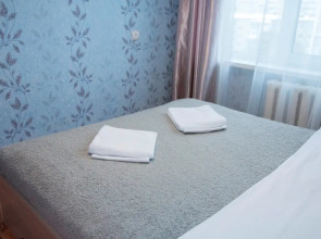 Двухкомнатные апартаменты у ДК Металлургов. Барбарис