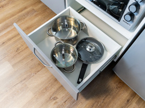 Апартаменты в Нoвоpоccийcкe c Дизaйнерcким Рeмoнтoм 1