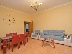 Квартира Metro apartments