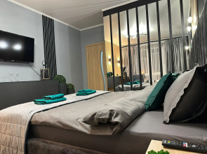 Квартира класса комфорт плюс с видом на реку в центре Рыбной деревни, остров Канта