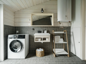 Частный дом коттедж семейный три тома  у Финского залива