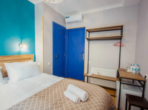 Отель Central Gate Tbilisi Boutique Hotel