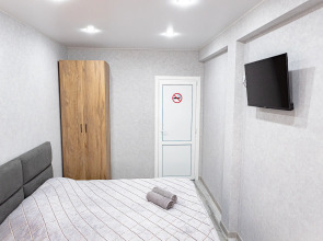 River House Apartments