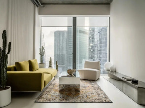 Стильный апартамент с видом на башни на 39 этаже