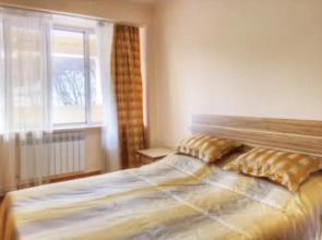 Отель Цахкаовит