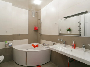 Апартаменты 3-комн. в центре Минска для 7 гостей