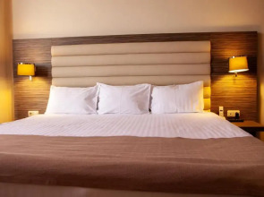 Отель President