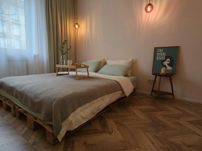 Апартаменты Mid-Century Modern Home