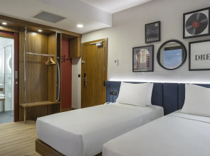 Отель Hampton by Hilton Istanbul Arnavutkoy