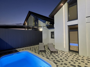 Шале Меот Coral