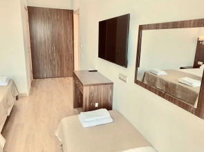 Курортный отель Мерсини