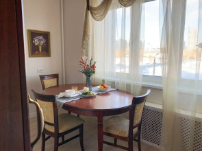 Квартира на Тополиной аллее с просторной кухней