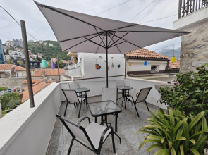 Отель Beatrix Suites