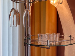 Апартаменты "Granada" Отличный вариант двухкомнатной квартиры в центре города недалеко от ЖД Вокзала