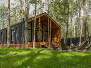 Частный дом Домик в лесу с камином и банным чаном