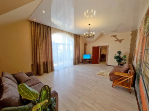 Частный дом Таунхаус со своим двором Кубанский Дворик 1