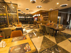 Отель New Garden