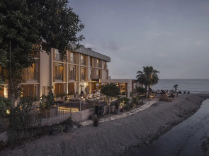 En Vie Beach Boutique Hotel