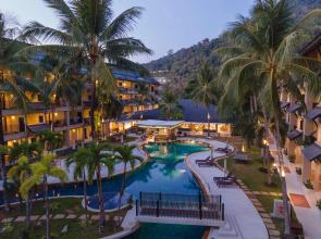 Отель Radisson Resort and Suites Phuket