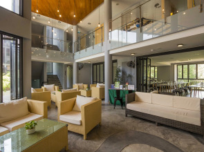 Курортный отель Apple A Day Resort