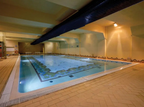 Апарт-Отель Grand Muthu Oura View Beach Club