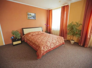 Отель Версаль