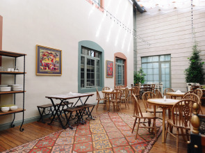 Grand Hotel Gyumri by Apricot Hotels