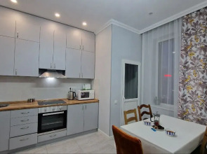 Апартаменты Личный комфорт в престижном районе: 2 полноценные спальни, 2 ванные комнаты