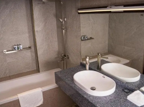 Отель Litz Resort