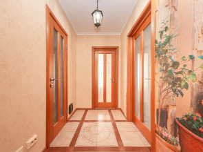 Апартаменты на Романа Брянского 8/1