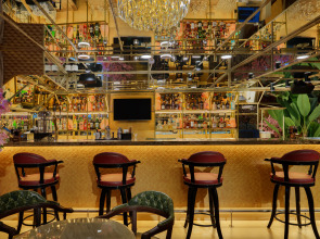 Отель Carat Yerevan