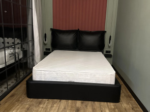 Апартаменты Corner apartment in old tbilisi