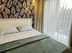 Апартаменты Евро 2-ком с балконом возле моря в центре Адлера Ajax