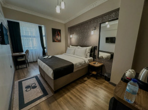 Отель Grand Clover