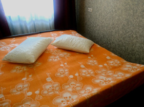 Апартаменты на Советской Конституции 7