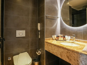 Ada Port Hotel - Adults Only