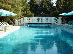 Отель Александр